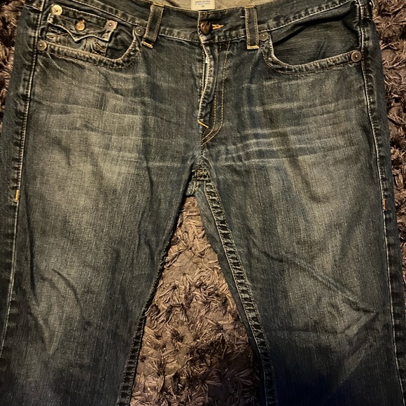 VINTAGE TRUE RELIGION - Picture 6 of 6